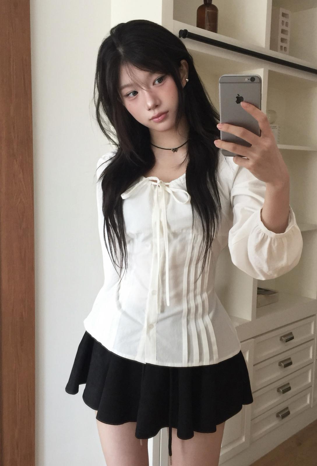 白色蝴蝶結復古感收腰恤衫【MODIMOOL🩵】